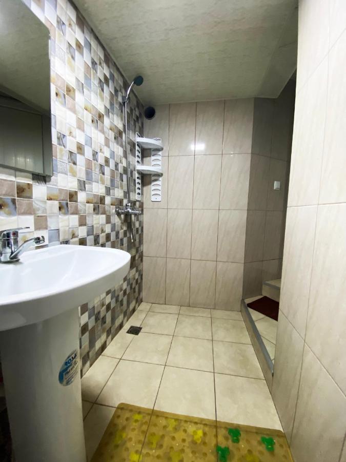Domino Yerevan Hostel And Hotel Luaran gambar