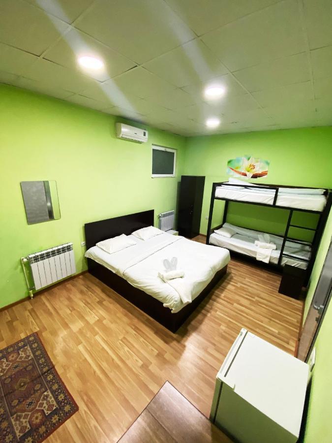 Domino Yerevan Hostel And Hotel Luaran gambar