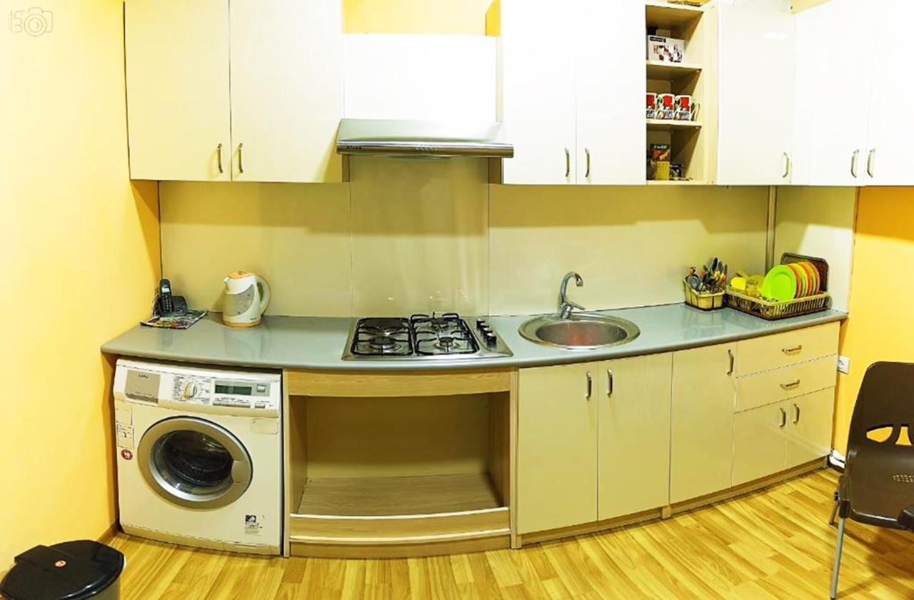 Domino Yerevan Hostel And Hotel Luaran gambar