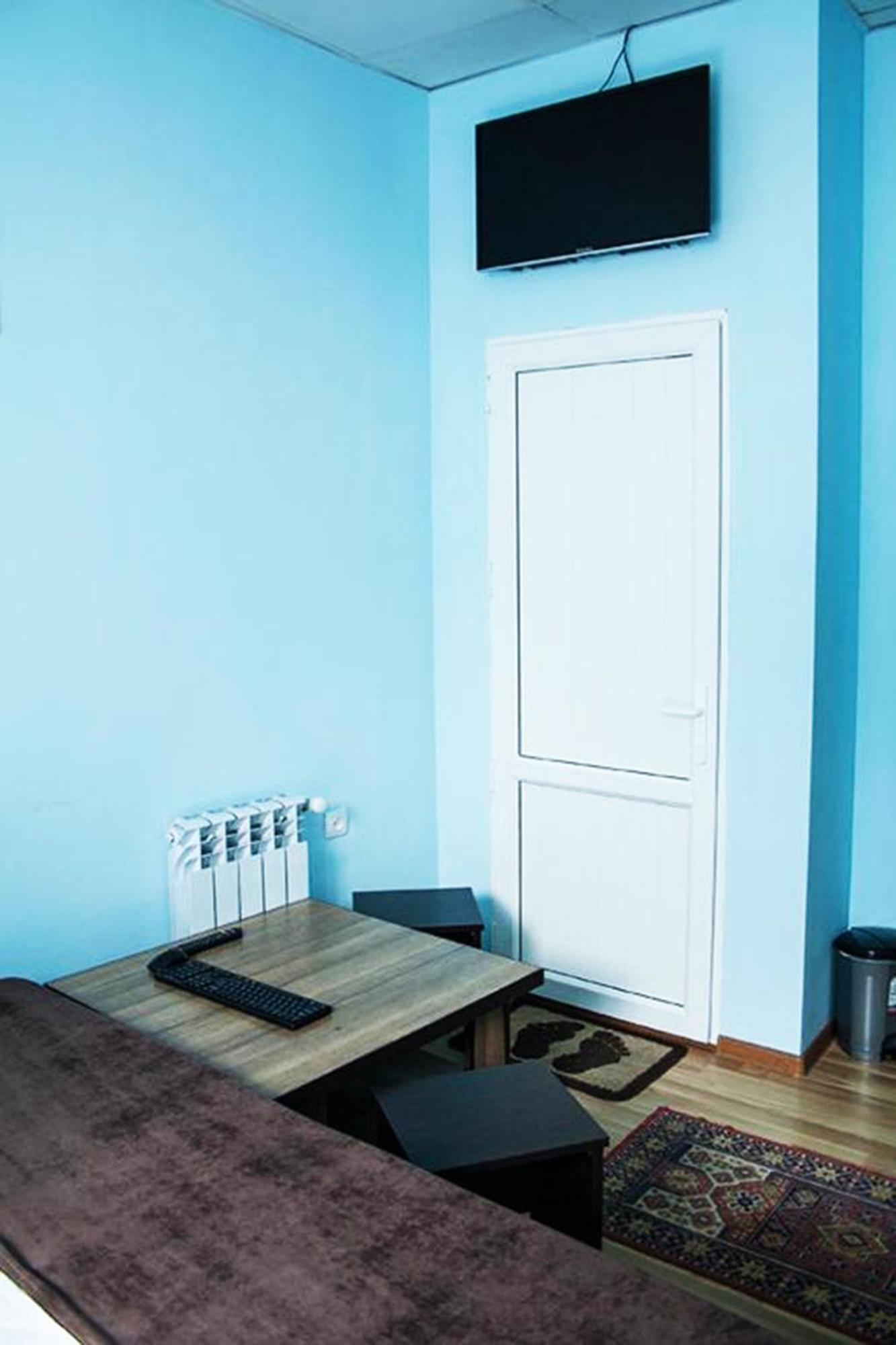 Domino Yerevan Hostel And Hotel Bilik gambar
