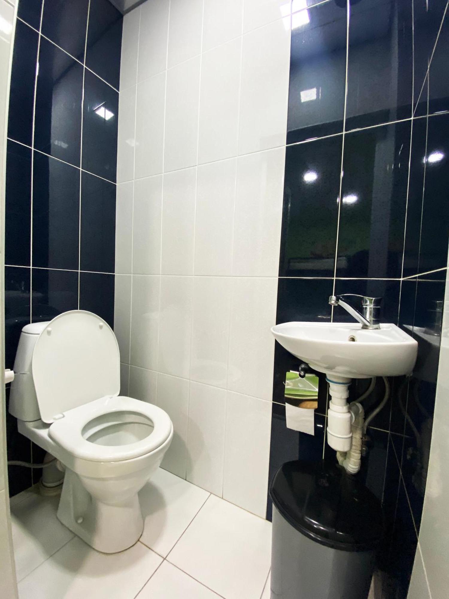 Domino Yerevan Hostel And Hotel Bilik gambar